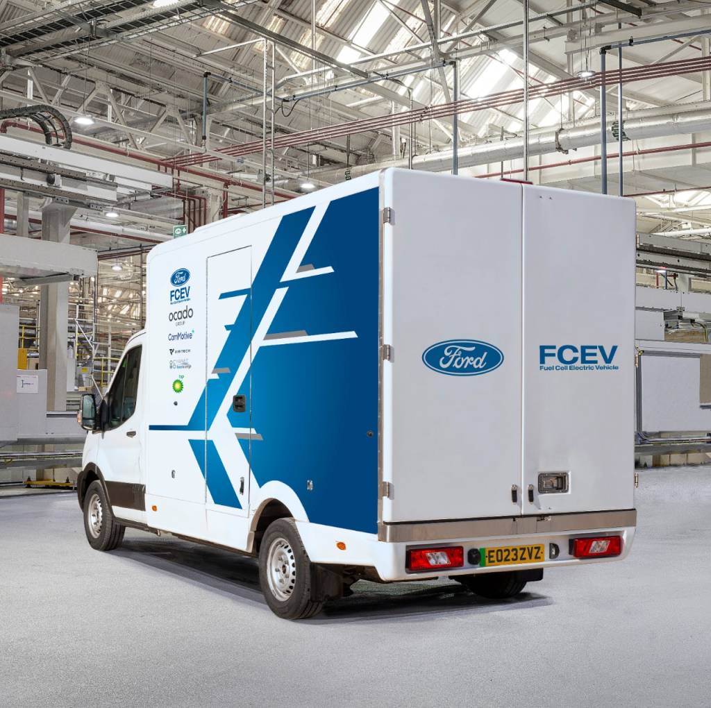 Ford hydrogen fuel-cell E-Transit trial (UK)