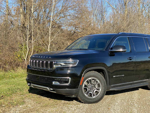 2022 Jeep Wagoneer