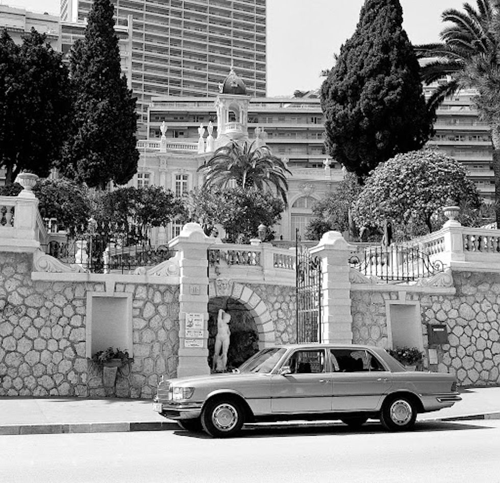 mercedesbenz w116 sclass in monaco, 1975