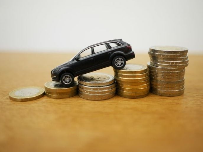 Average loan amounts fell in the third quarter for both new and used vehicles. - IMAGE: Pixabay/Raten Kauf