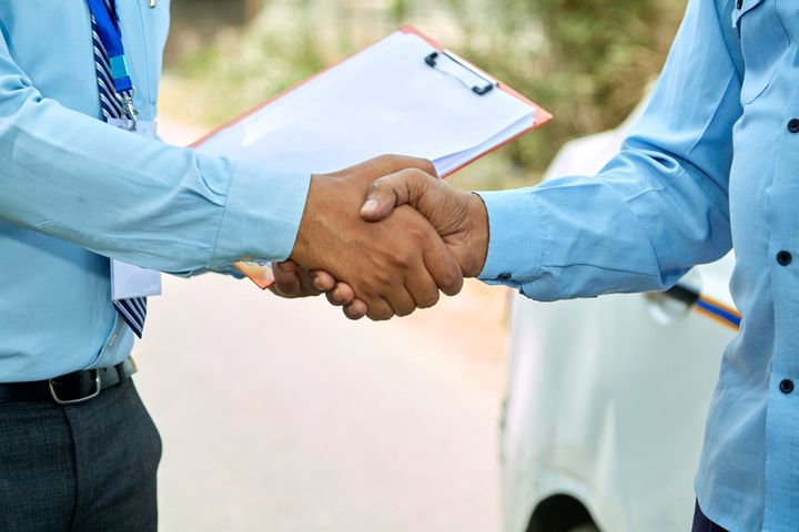 Sixteen percent of consumers who financed a new car in the fourth quarter have monthly payments of at least $1,000, a record. - IMAGE: Getty Images/GrvPixels